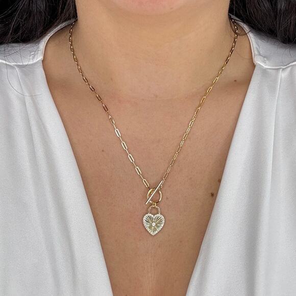Locked Heart Gold Necklace Gold tone - Picture 5 of 5